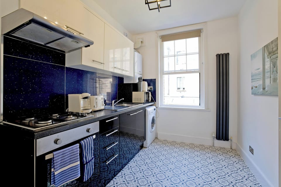 Apartment | Private kitchen | Electric kettle