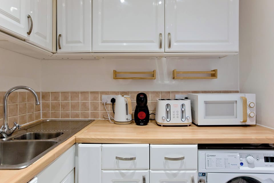 Apartment | Private kitchen | Electric kettle