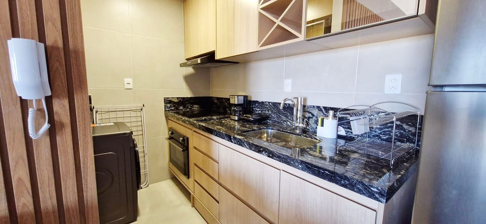 Comfort Apartment | Private kitchen | Fridge, oven, stovetop, coffee/tea maker