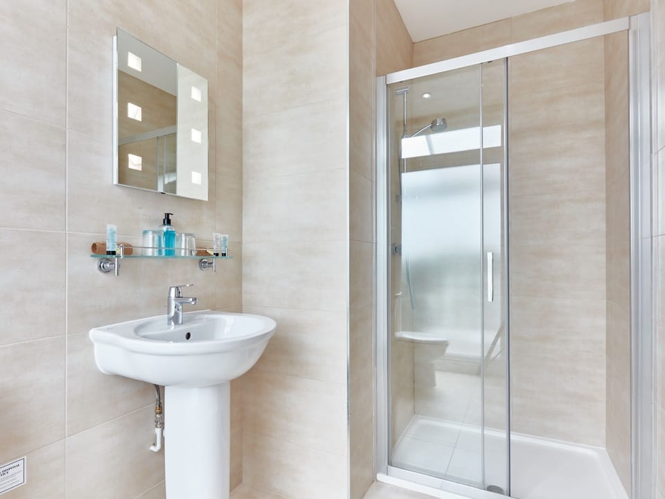 Double Room, Ensuite, Sea View (Balcony) | Bathroom