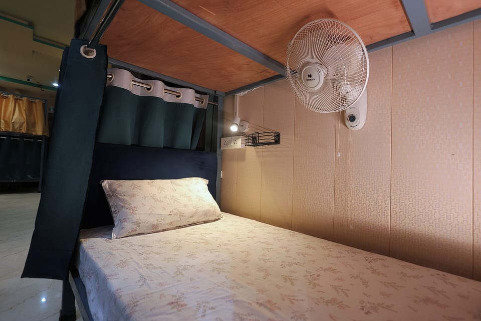 Shared Dormitory, Balcony, City View | Hypo-allergenic bedding, in-room safe, laptop workspace, soundproofing