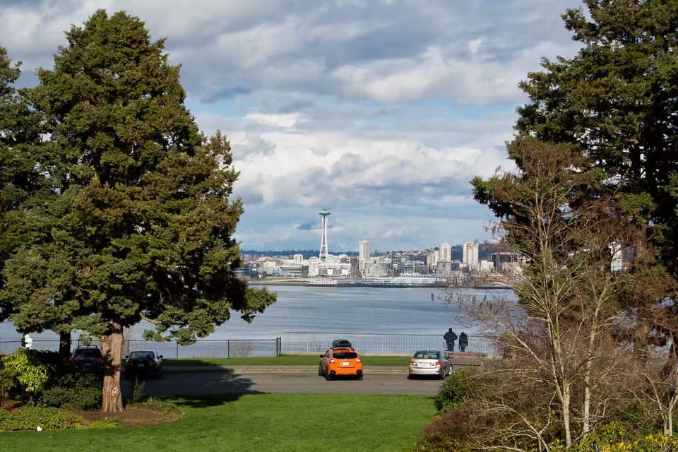 Hamilton Viewpoint Park offers amazing views of Downtown Seattle