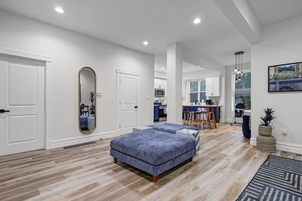 Spacious Living Room with bright and inviting with sleek decor, perfect for relaxation or gatherings!