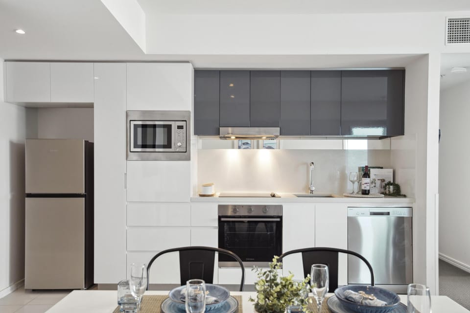 Fully equipped modern kitchen 