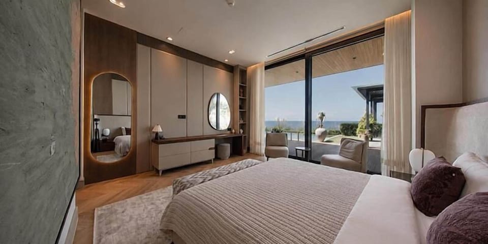 Presidential House, Patio, Beach View | Egyptian cotton sheets, premium bedding, memory foam beds, minibar