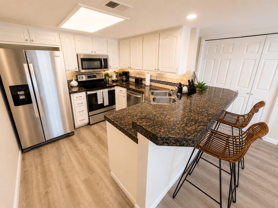 Spacious, well appointed kitchen