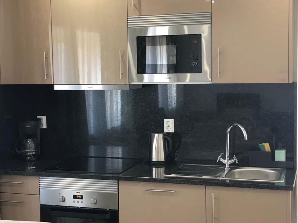 Kitchen devices