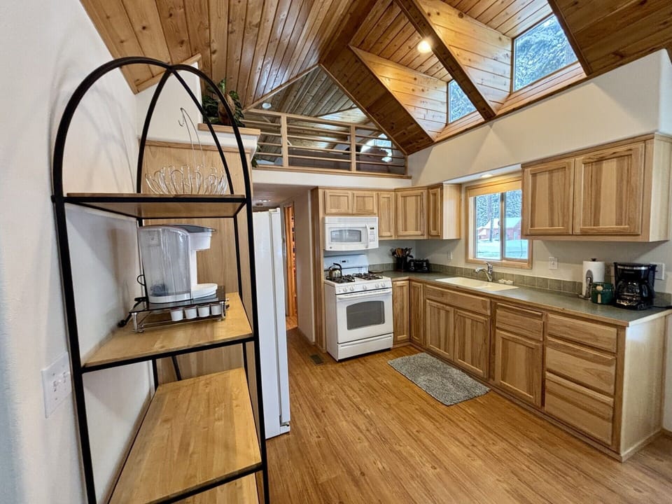 Kitchen (1)
