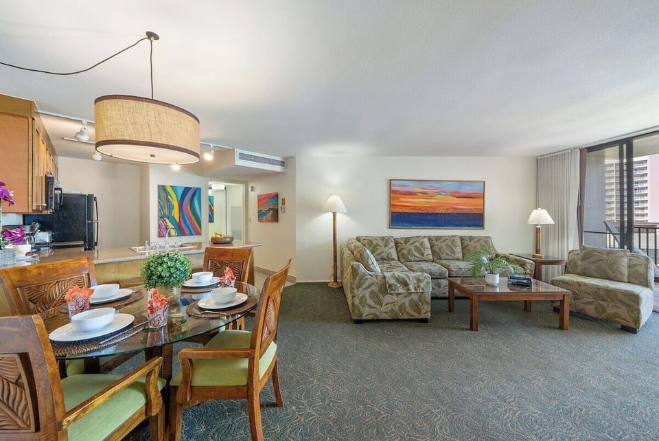 The perfect place to enjoy breakfast, lunch, or dinner with family