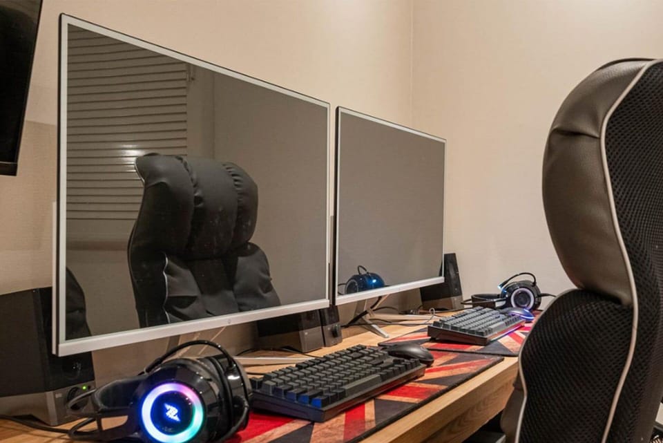Luxury Room | Desk, laptop workspace, free WiFi