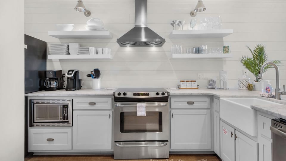 Seashadows Townhomes 4 - Kitchen