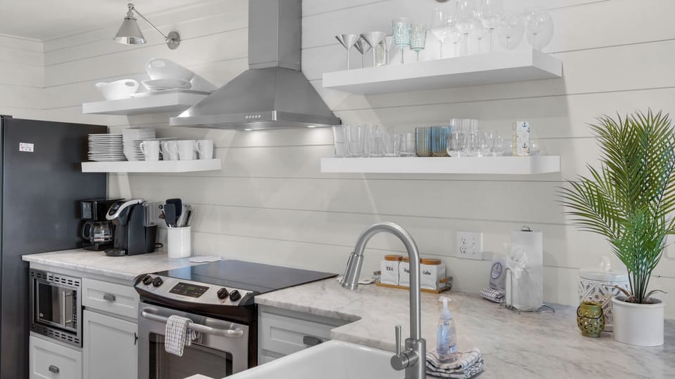 Seashadows Townhomes 4 - Kitchen