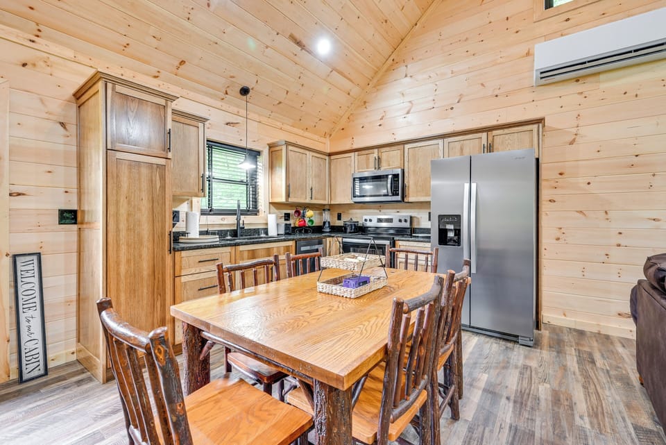 House (2 Bedrooms) | Interior