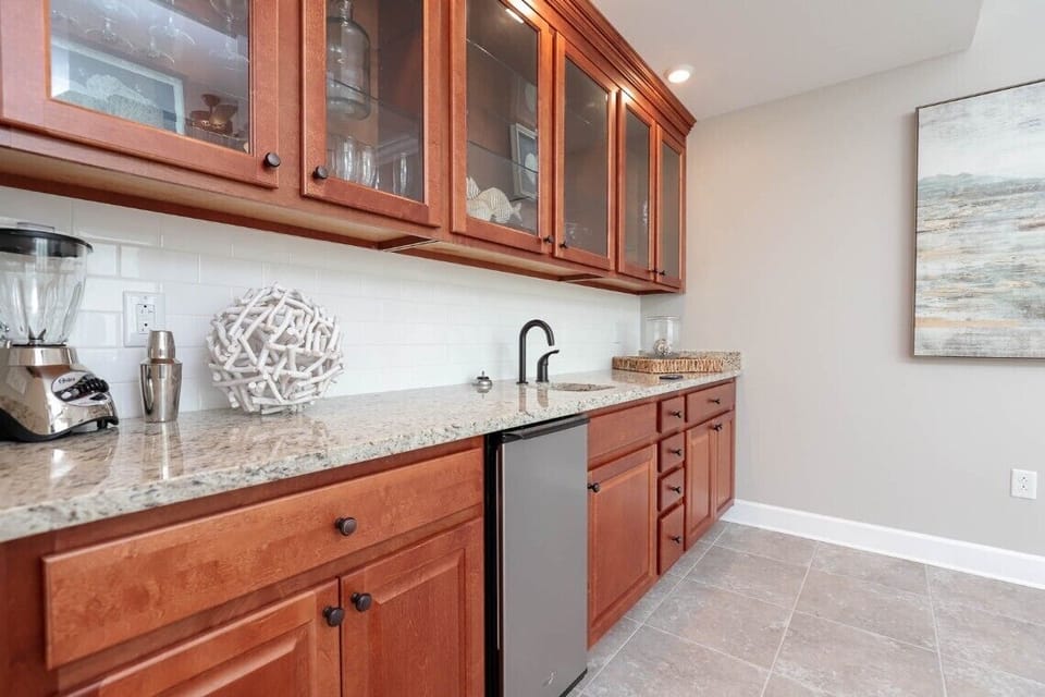 Wet Bar