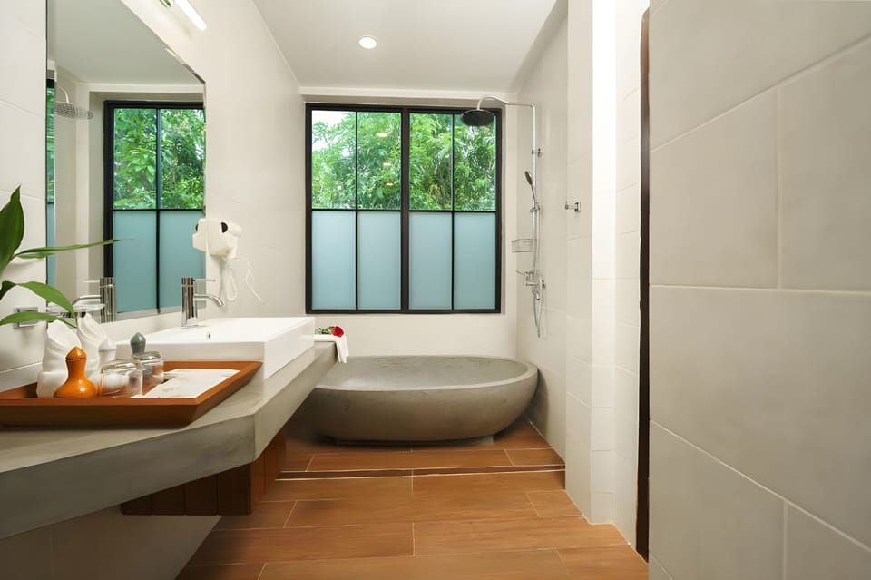 Room, 1 Bedroom, Smoking, Balcony | Bathroom