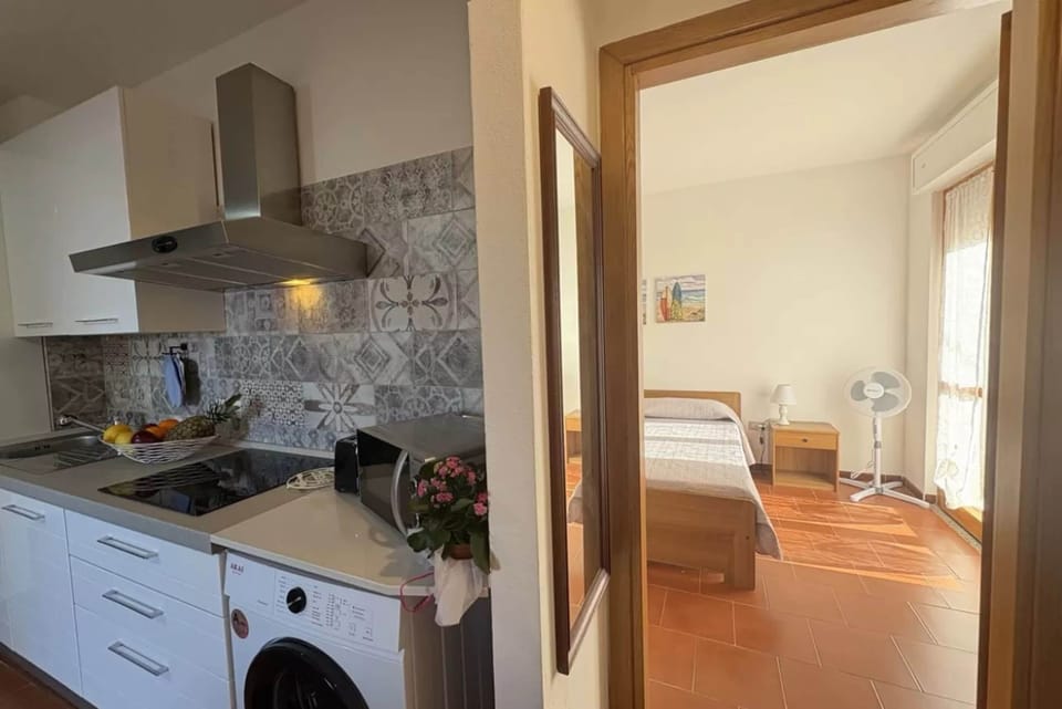 Apartment, 2 Bedrooms, Balcony, City View | Laundry