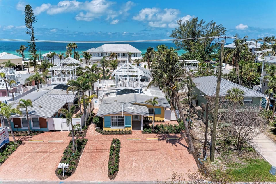 Palm Isle Village 3208 Aerial View Front Exterior