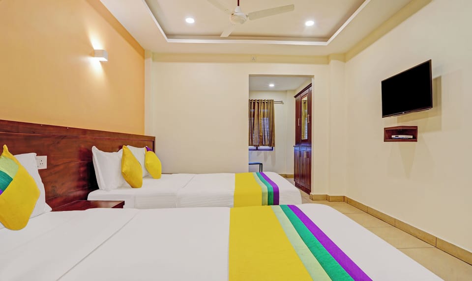 Deluxe Double Room, Mountain View | Free WiFi