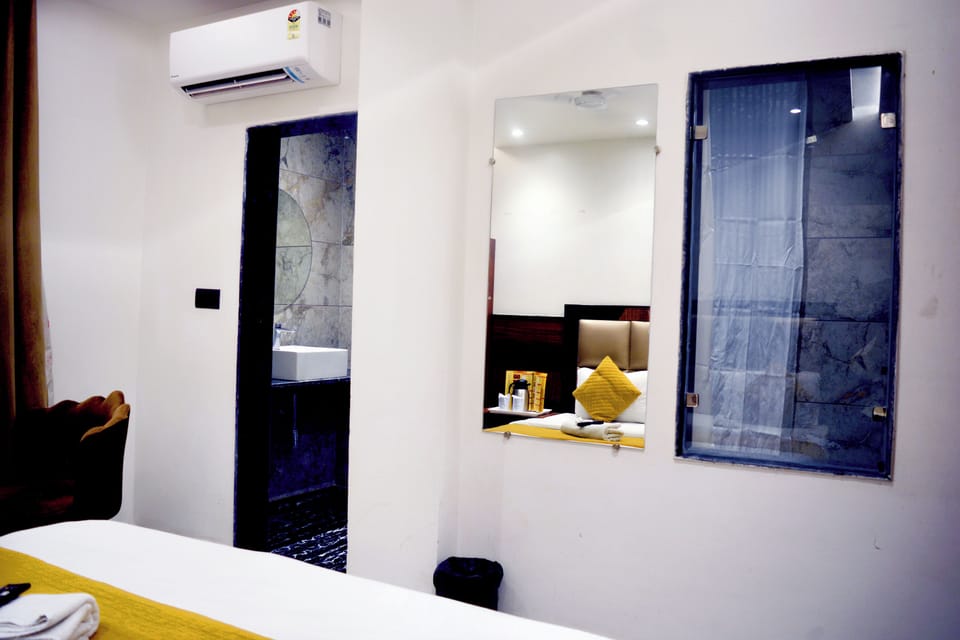Basic Double Room Single Use, City View | Desk, laptop workspace, free WiFi
