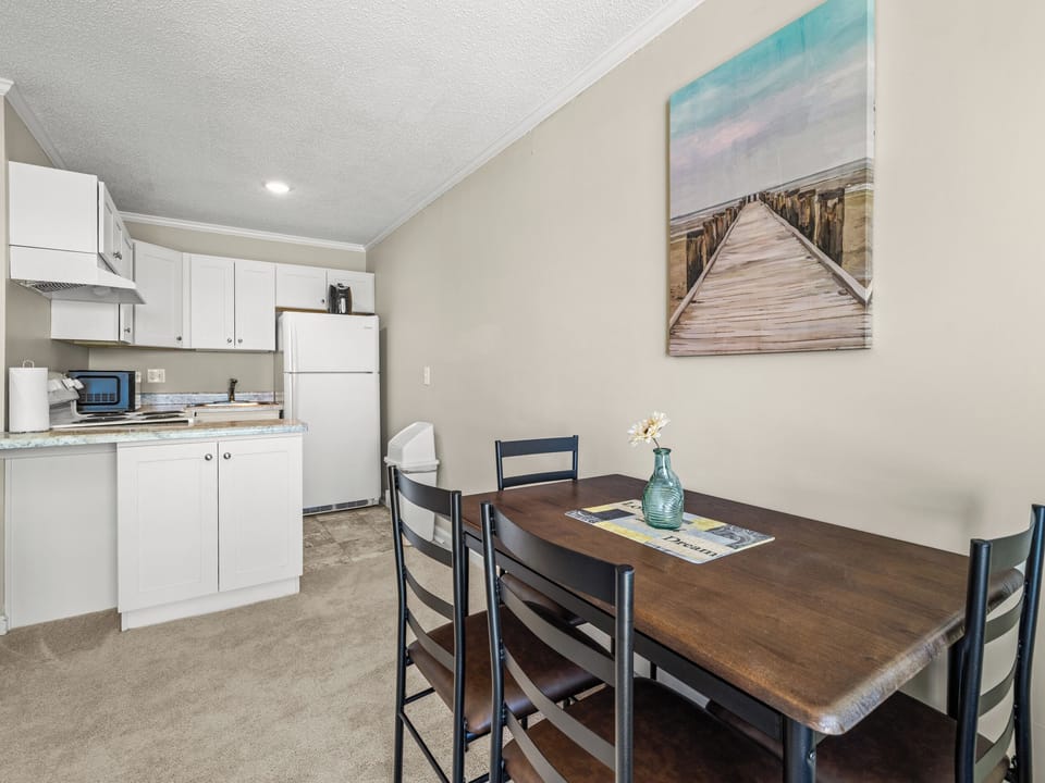 Kitchen/Dinning