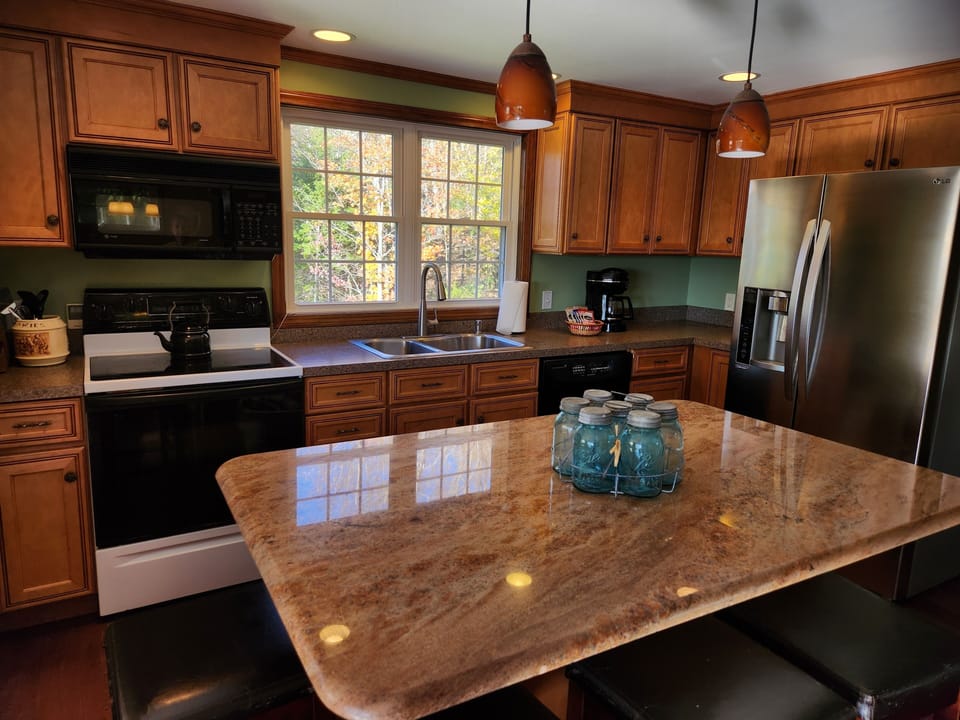 Kitchen:  Plenty of room for food prep if you love to cook