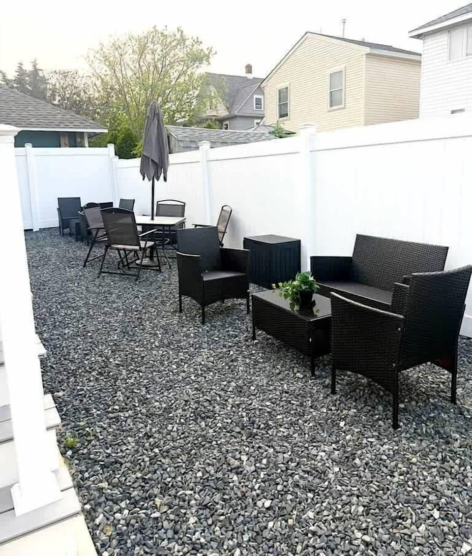 EXterior Back Yard