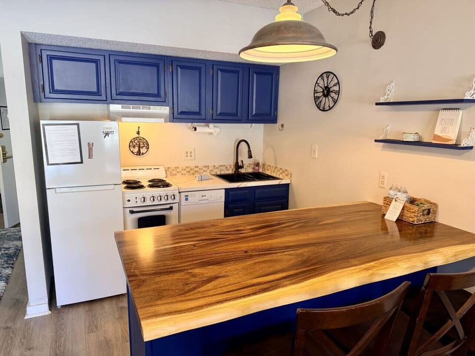 Our kitchen will serve all your basic needs