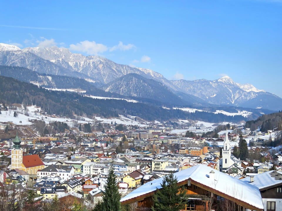 Mountainous Landforms, Mountain, Hill, Mountain Range, Residential Area, Highland, Landscape, Town, Hill Station, Winter