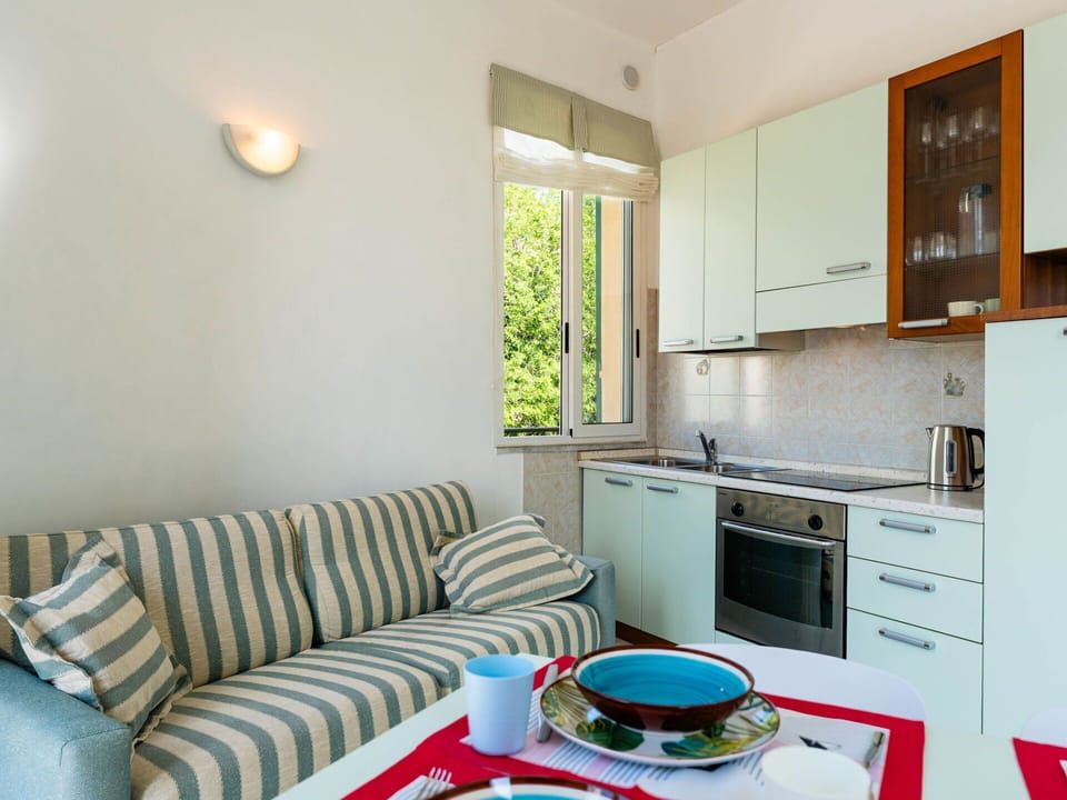 Apartment, Ocean