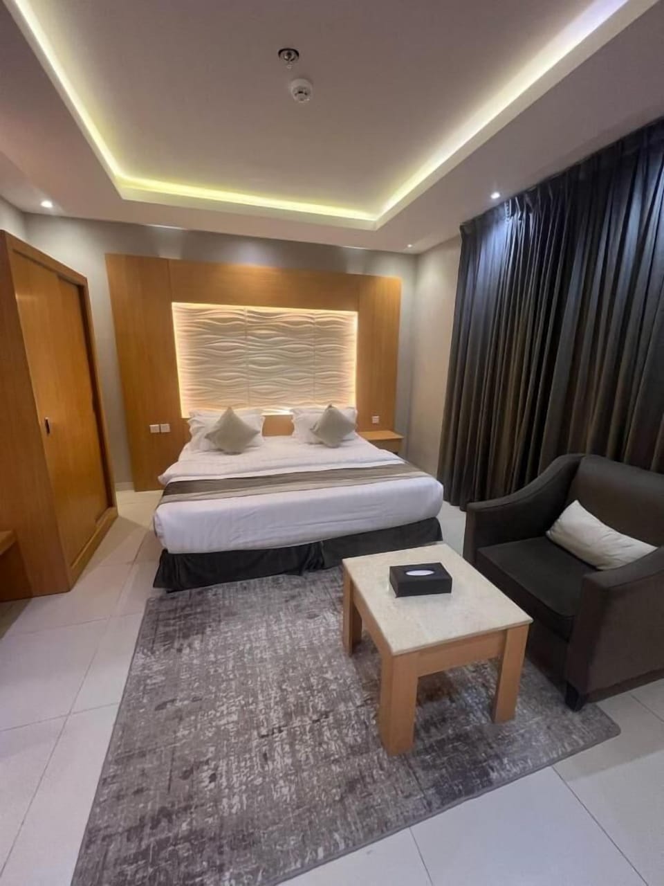 Desk, blackout drapes, iron/ironing board, free WiFi