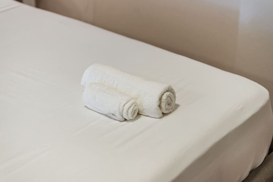 Bedroom details