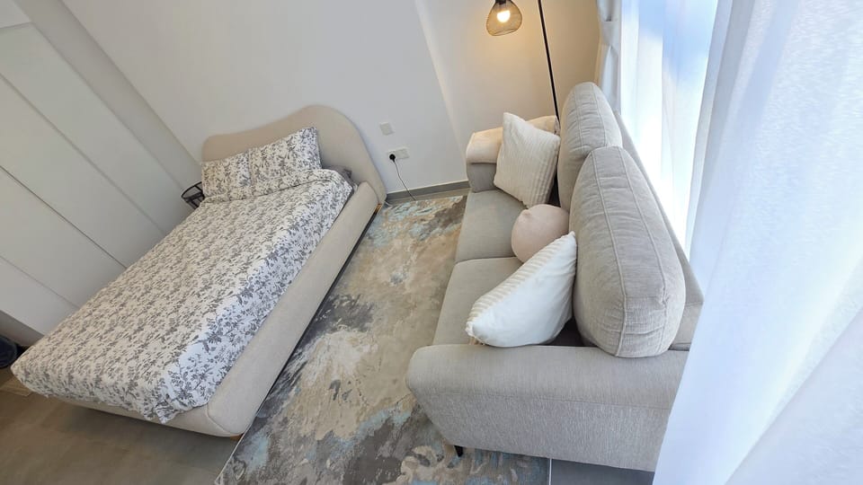Luxury Studio Suite, City View | Blackout drapes, soundproofing, iron/ironing board, free WiFi