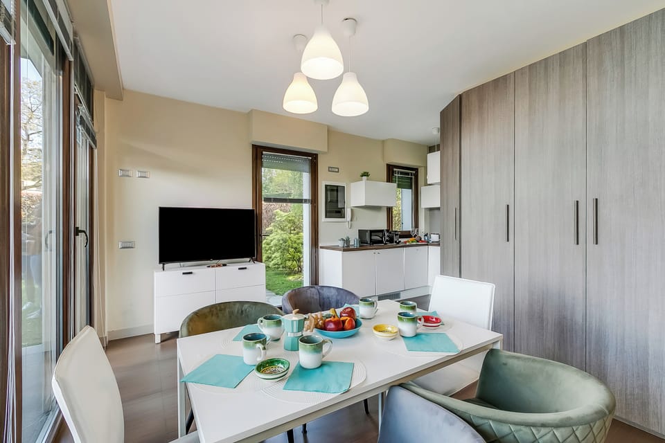 Kitchen and dining area