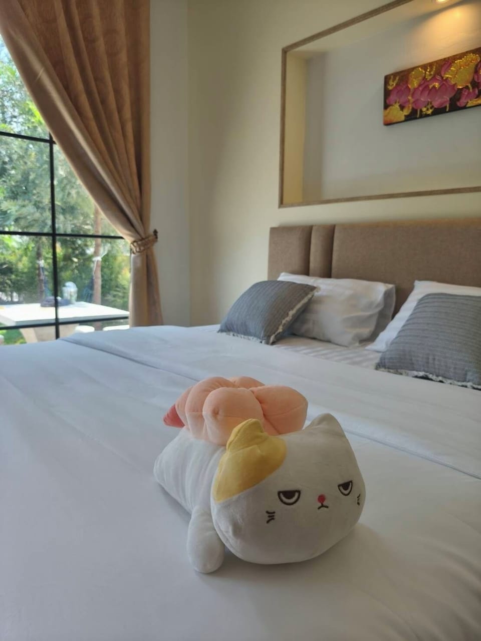 Family Room | Soundproofing, free WiFi, bed sheets