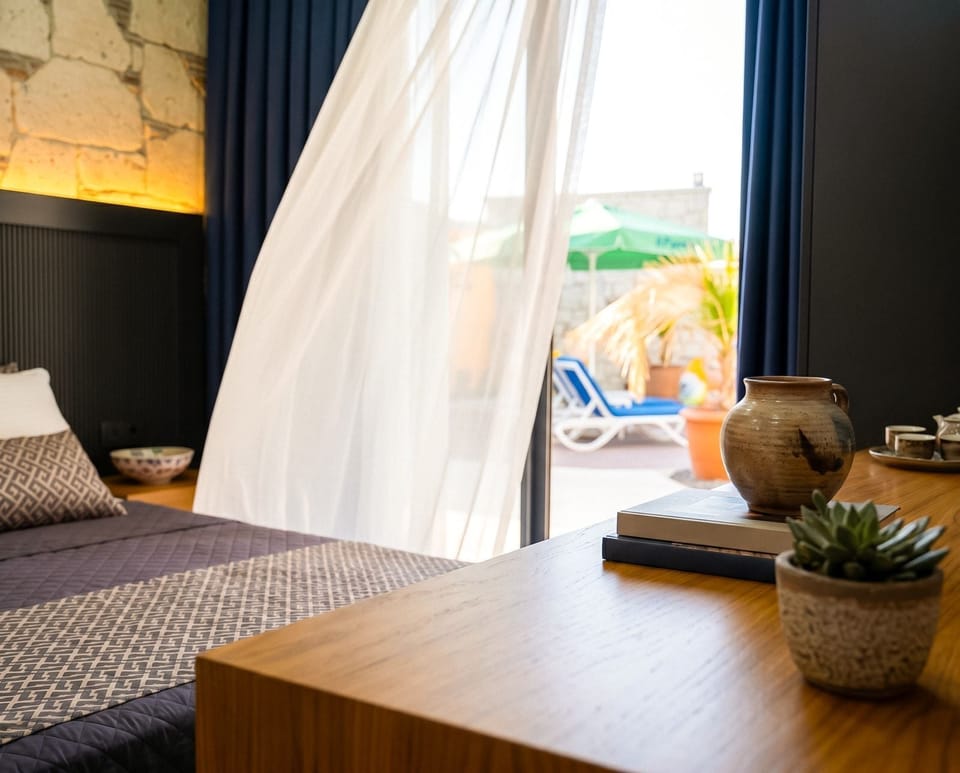 Superior Room | Iron/ironing board, free WiFi