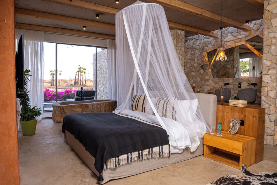 Corrida | In-room safe, blackout drapes, soundproofing, iron/ironing board