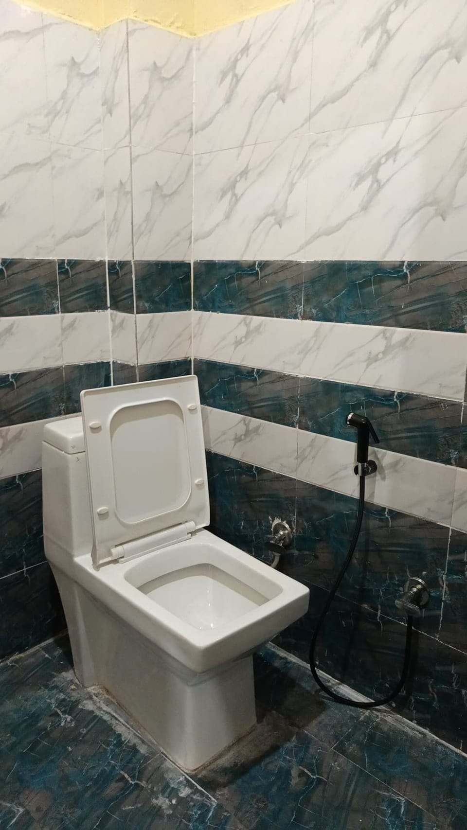 Shower, towels, soap