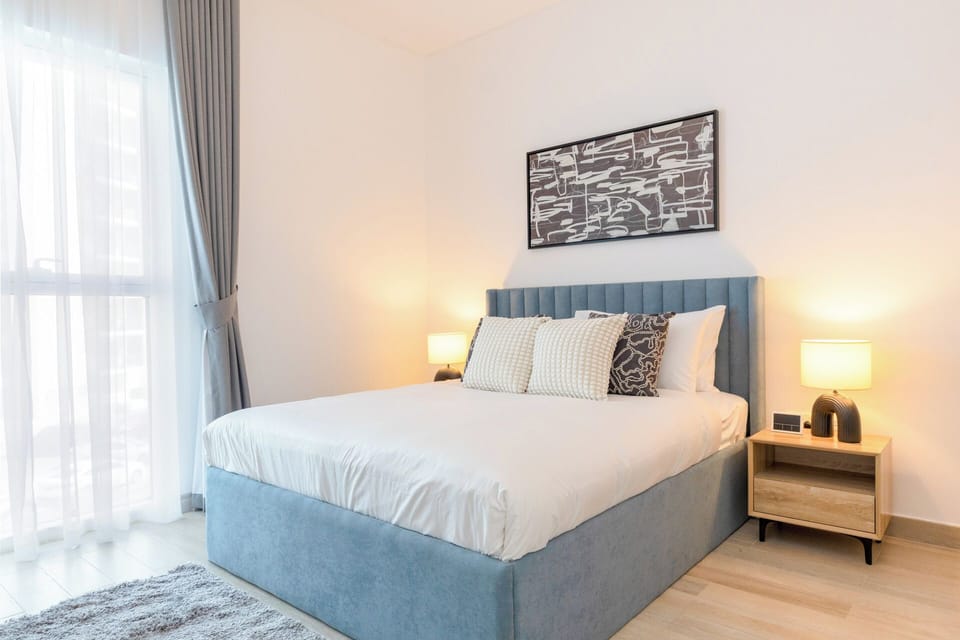 Bloomfields Spacious 1Br Water's Edge Apartment in Abu Dhabi