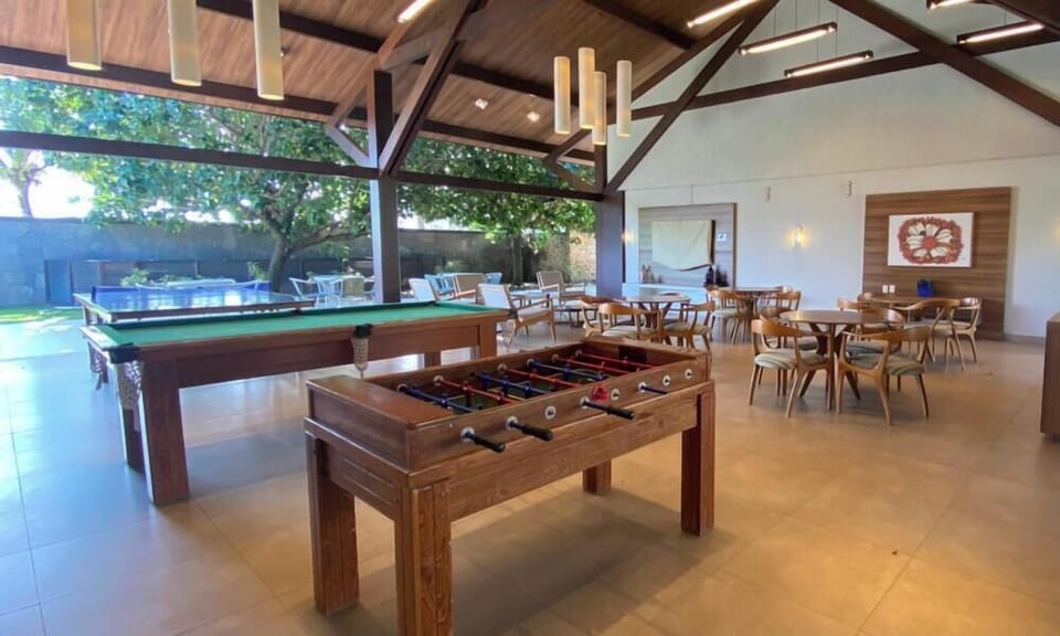 Basic Bungalow | Game room