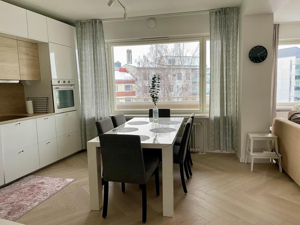 Comfort Apartment, 2 Bedrooms, City View | Private kitchen | Electric kettle