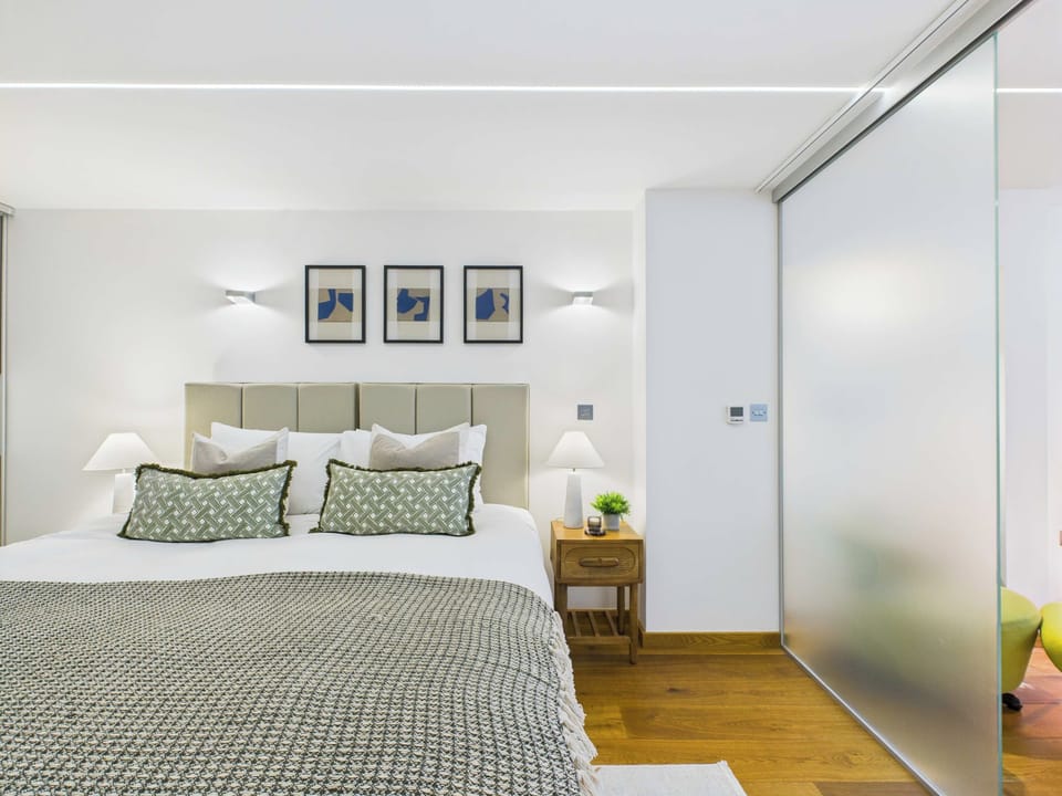 Edgy & Designer Camden Town Apartment Apartment in London Borough of Islington