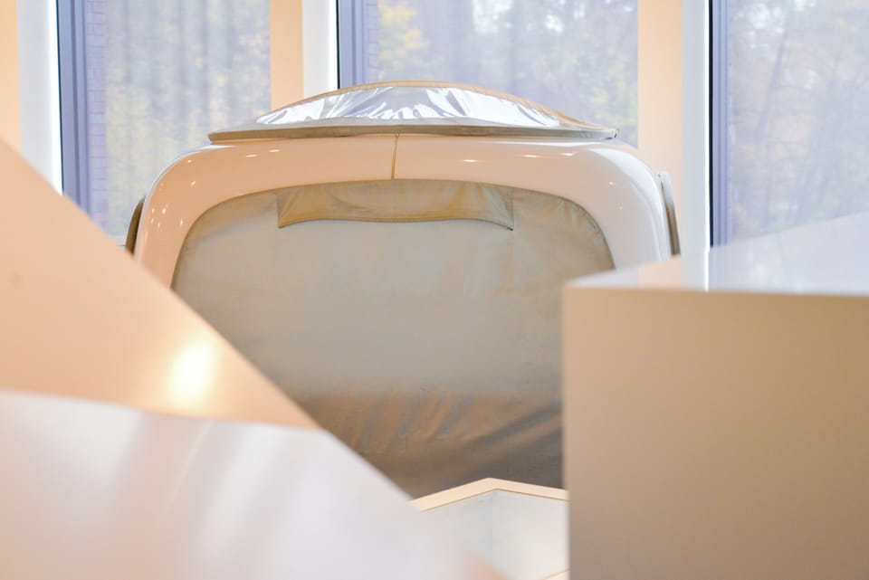 Comfort Tent, 1 Queen Bed, City View | Bed sheets
