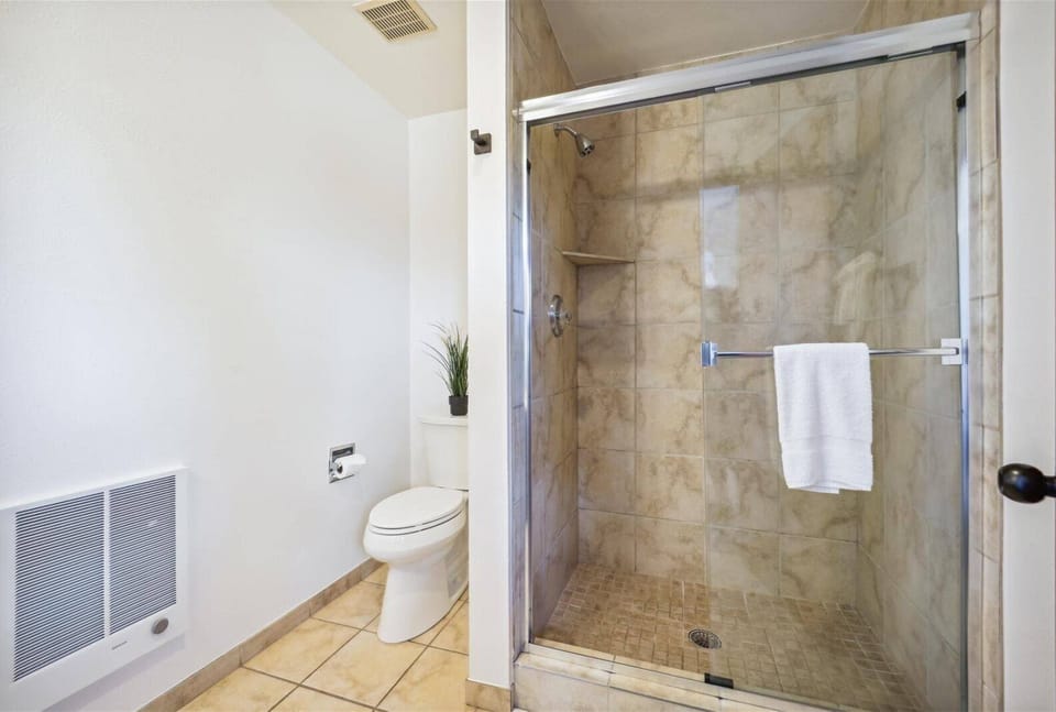 Pet-friendly 3 Bedroom Townhome in Frisco - Short Drive to Breck! House in Frisco