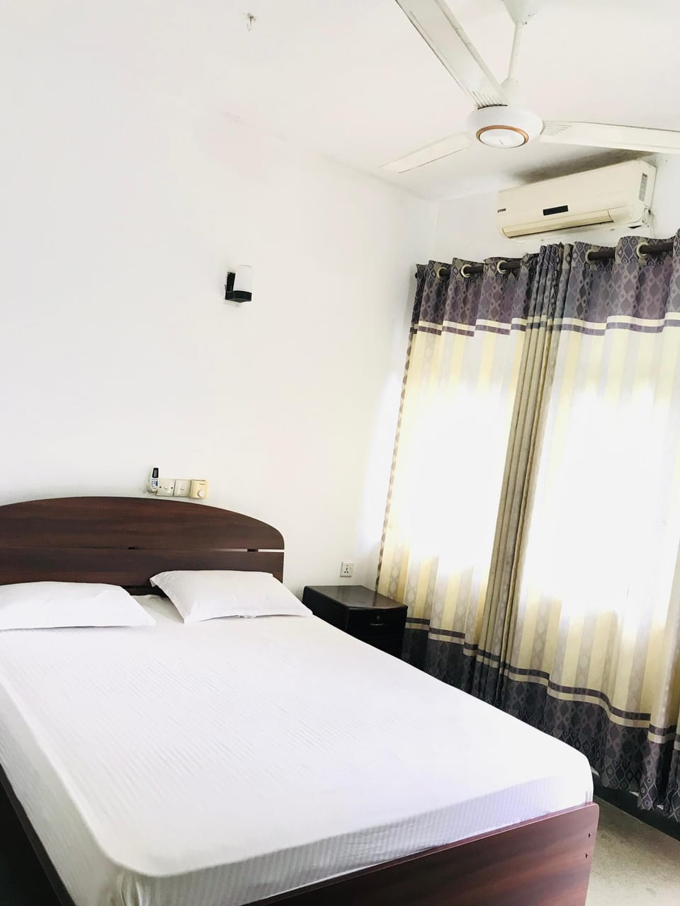 Deluxe Double Room, Balcony, Mountain View | Memory foam beds, desk, soundproofing, free WiFi