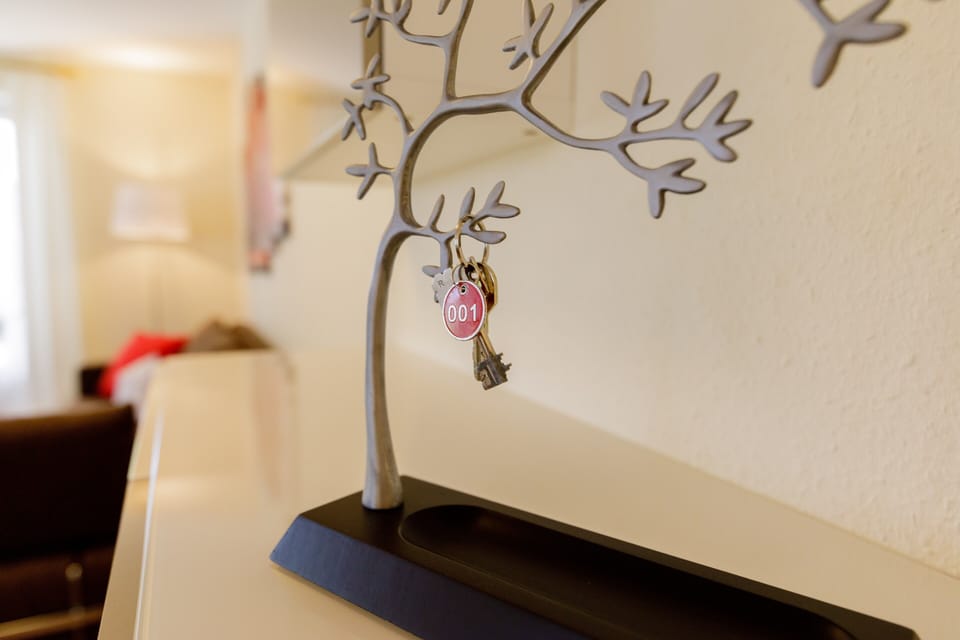 Standard Apartment, Garden View | Living area