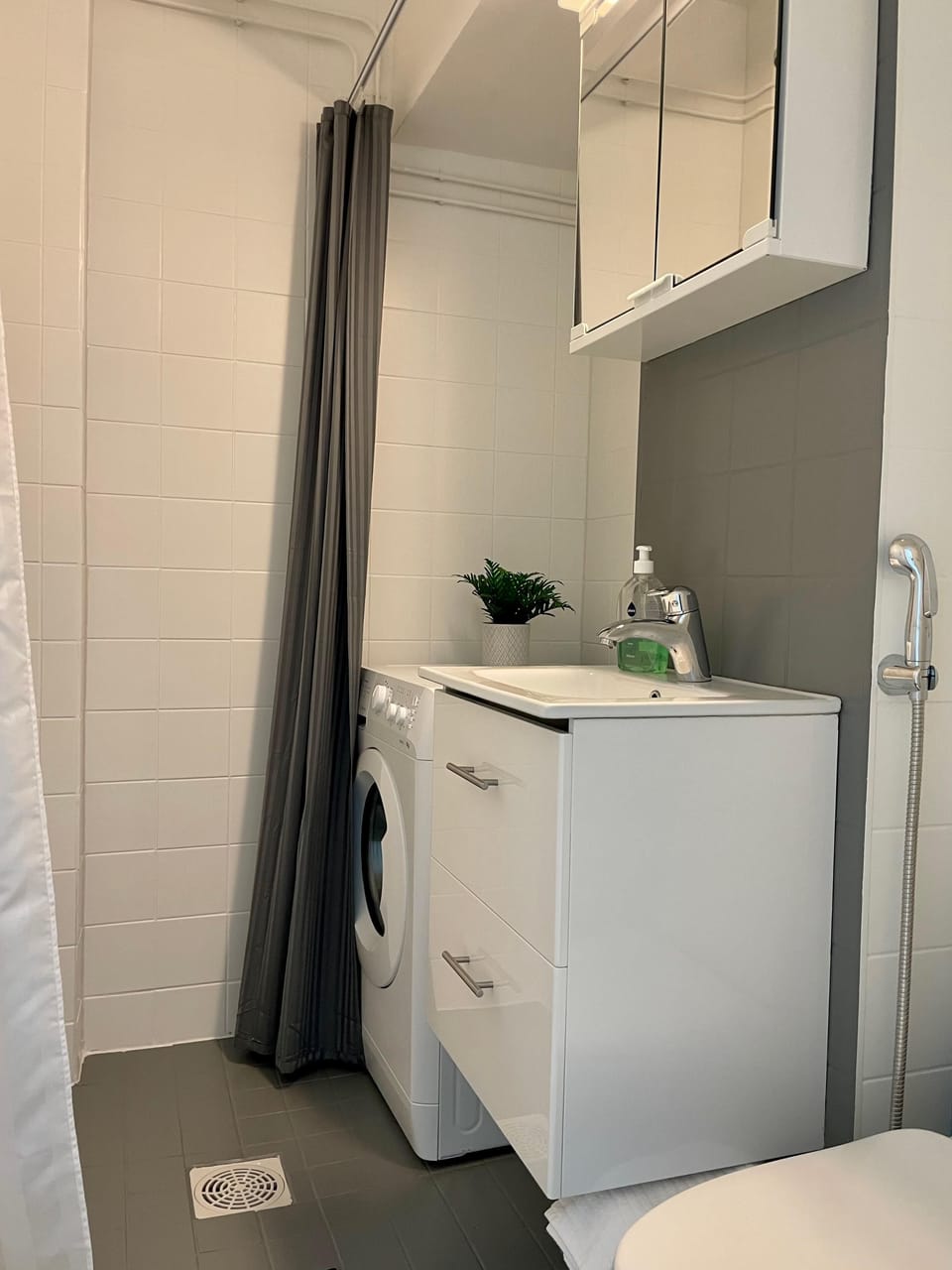 Comfort Apartment, 2 Bedrooms, City View | Bathroom | Bidet