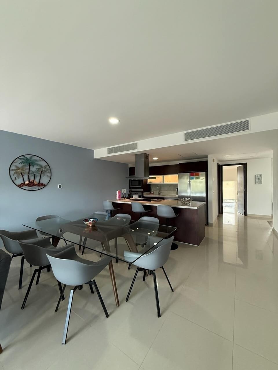 Floor, Indoors, Architecture, Building, Dining Room