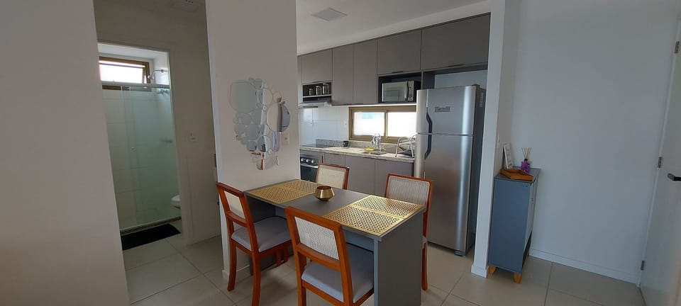 Comfort Apartment | Dining