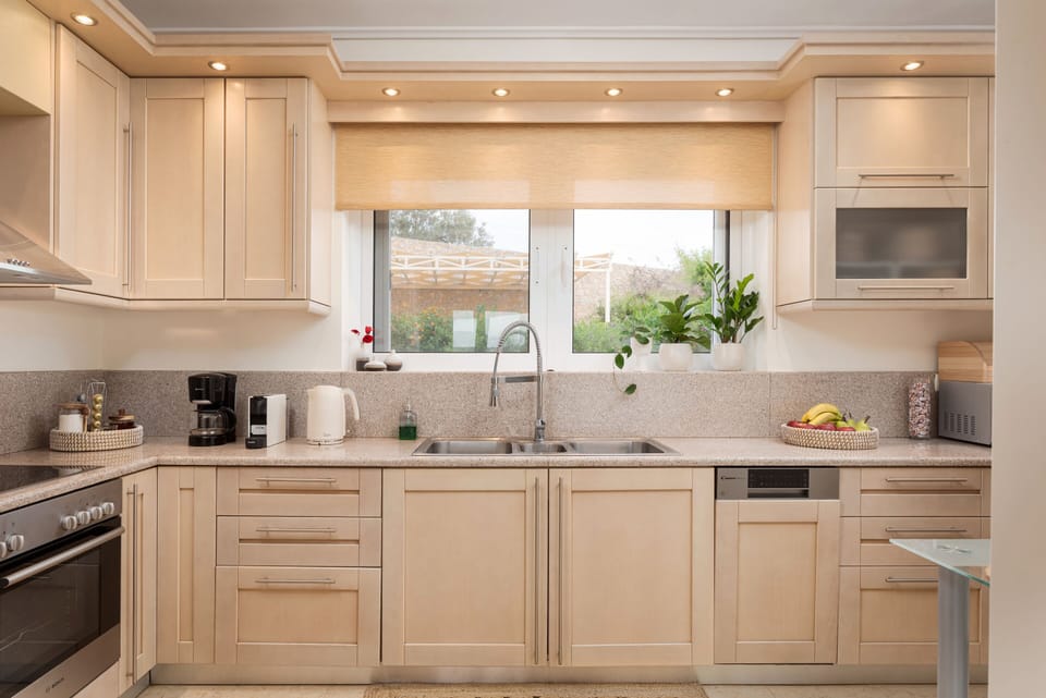 Family Villa, Sea View | Private kitchen | Full-size fridge, microwave, oven, stovetop
