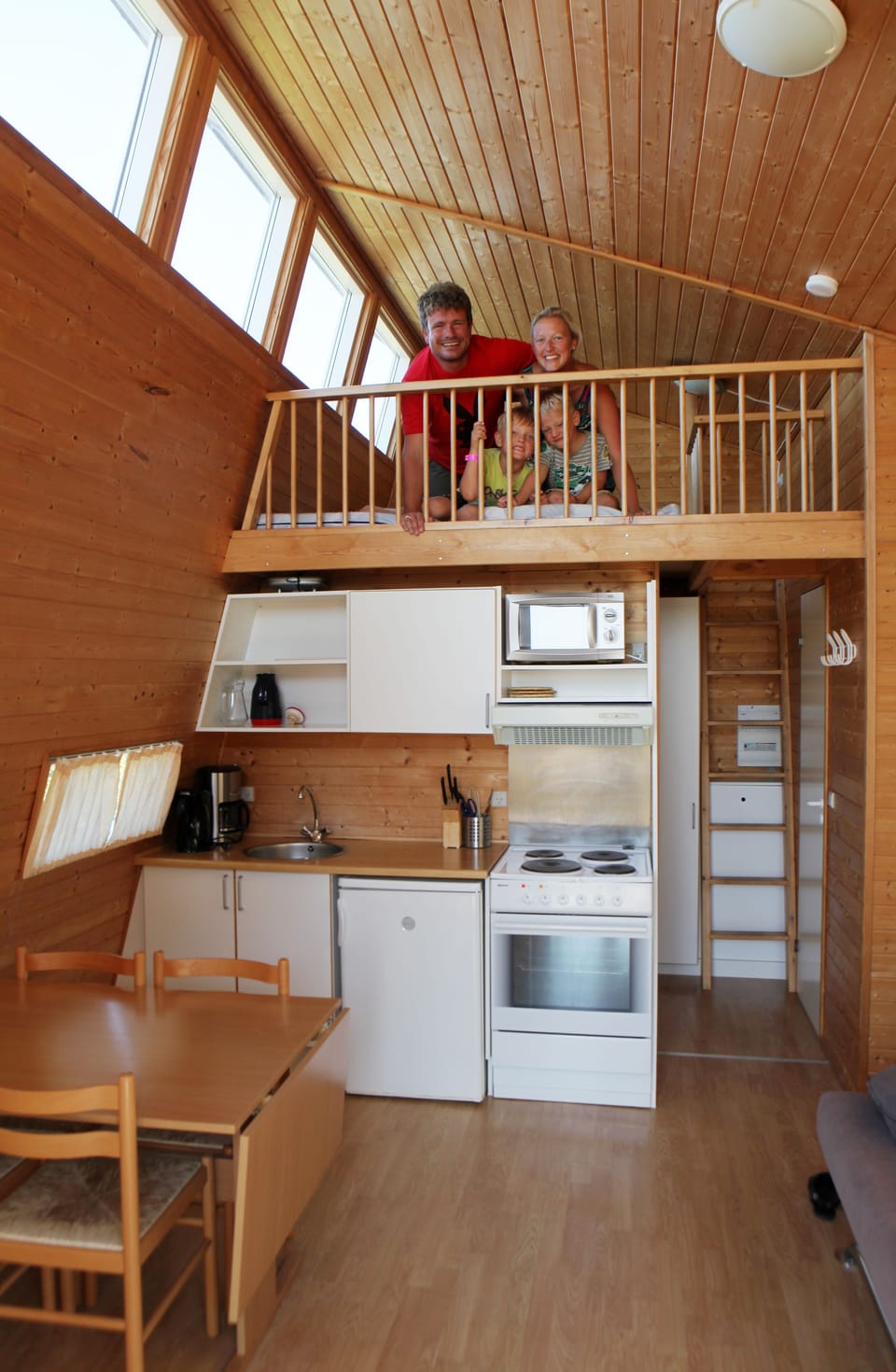 Comfort Cabin, Private Bathroom (Linen Excluded) | Private kitchenette | Fridge, stovetop, coffee/tea maker, electric kettle